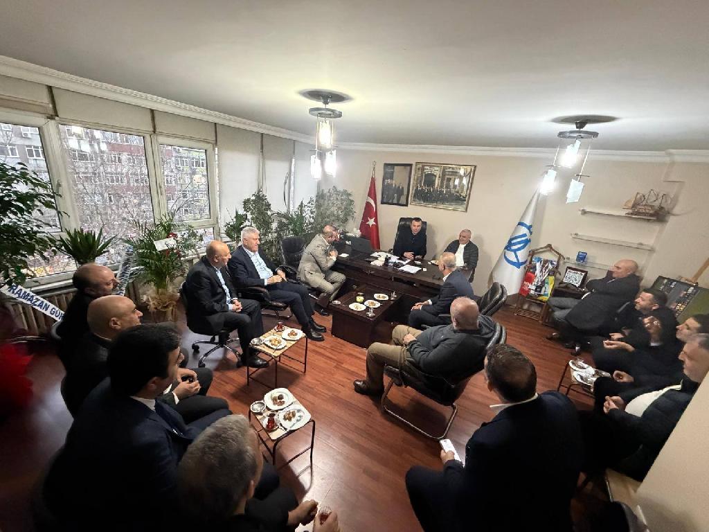 ŞİRKET VE KOOPERATİF BAŞKANLARINDAN BAŞKAN ERHAN GÜNEŞ’E HAYIRLI OLSUN ZİYARETİ