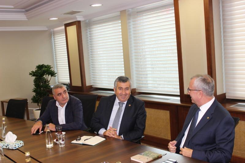 İBB GENEL SEKRETERİ İLE SEKTÖRÜN GELECEĞİ KONUŞULDU