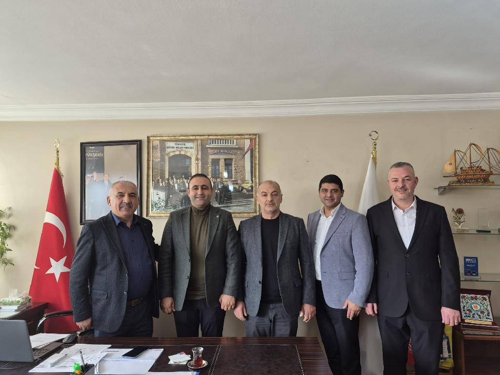 ŞİLE KOOPERATİFİ’NDEN ESNAF ODASINA HAYIRLI OLSUN ZİYARETİ